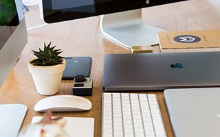 爱游戏中国-《电竞产业多元布局：从游戏开发到赛事运营全线发力》，电竞产业分析数据参考