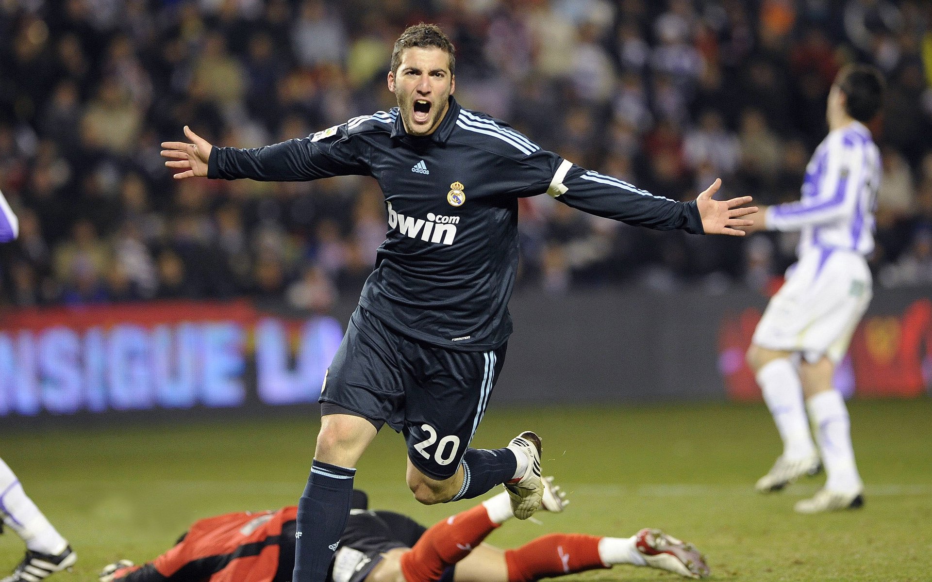 欧洲杯裁判争议背后的制度问题，欧洲杯裁判争议背后的制度问题有哪些